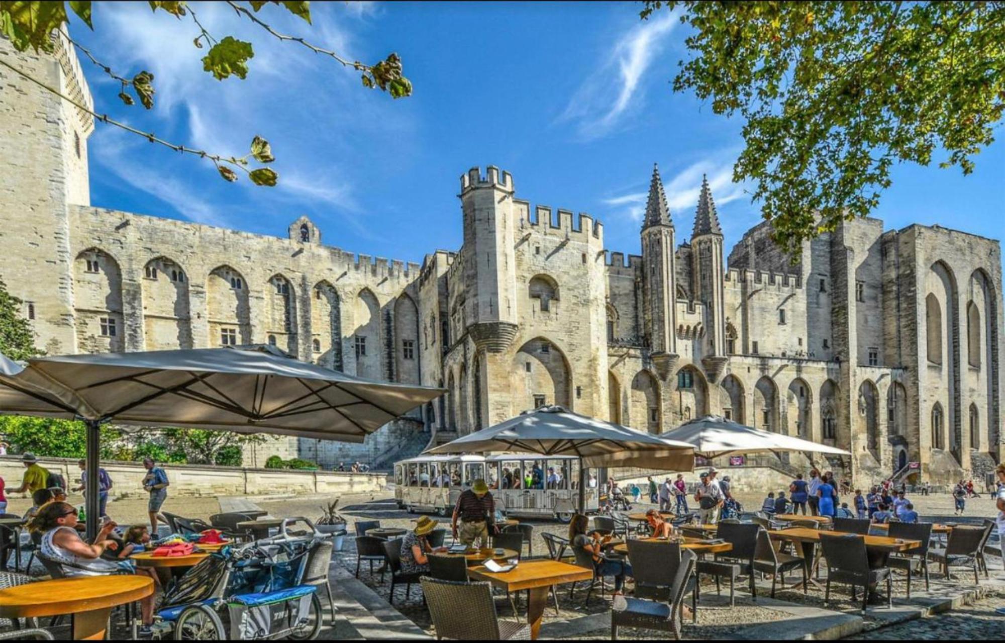 Apartment 3 Min A Pied Du Centre D'uzes Parking Piscine Uzes